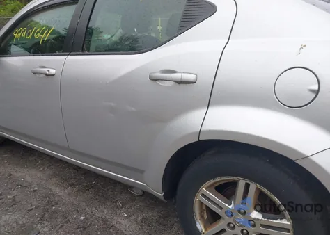 2010 Dodge Avenger R/T from USA, damaged, VIN 1B3CC5FB2AN176824